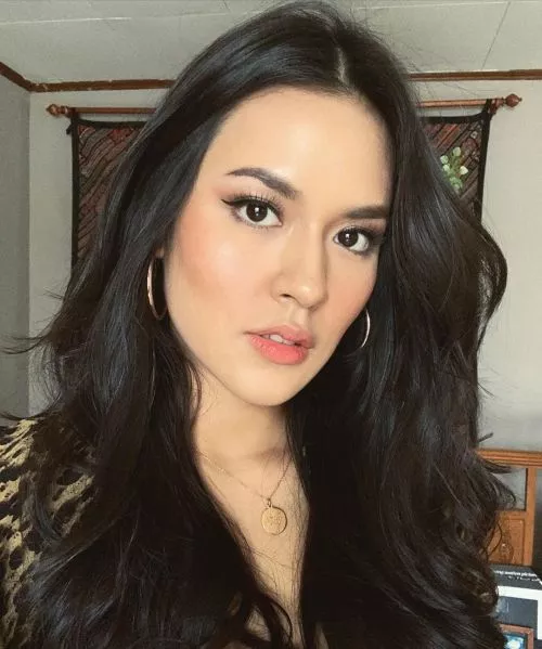 Raisa Selfie Manja di Rumah Aja, Ini Tanggapan Dian Sastro